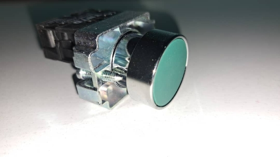 تصویر  شستی استارت